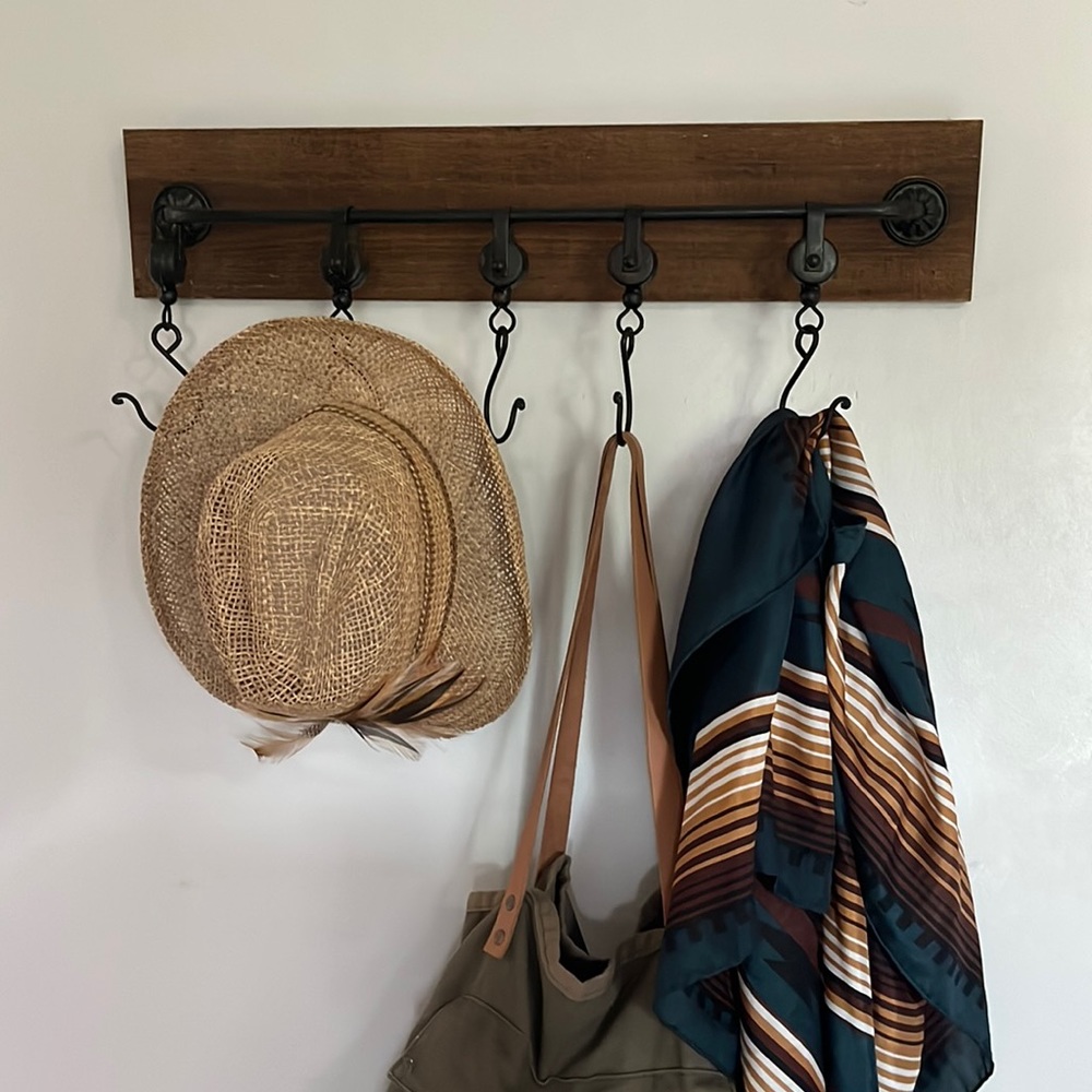 Vintage/primitive style Wall hooks